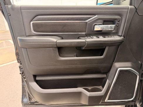 Used 2024 RAM 2500 Laramie w/ Night Edition image 16