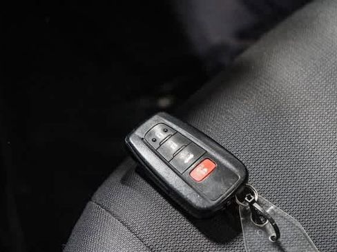 Certified 2020 Toyota Corolla LE w/ Carpet Mat Package (TMS) image 29