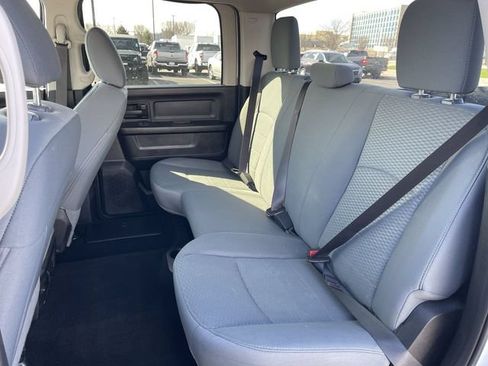 Used 2018 RAM 3500 Tradesman w/ Chrome Appearance Group AWD/4WD image 21