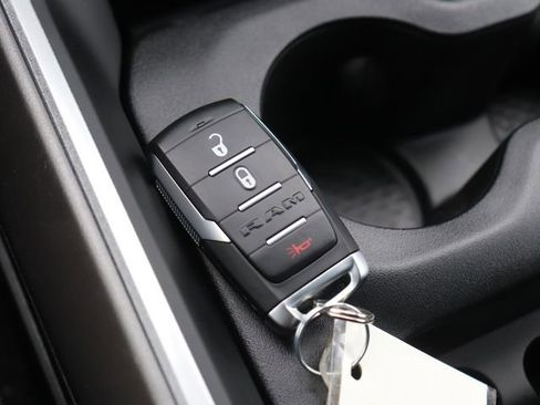 Used 2023 RAM 1500 Big Horn image 33