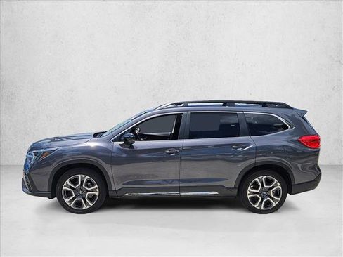 Used 2024 Subaru Ascent Limited w/ Technology Package AWD/4WD image 9