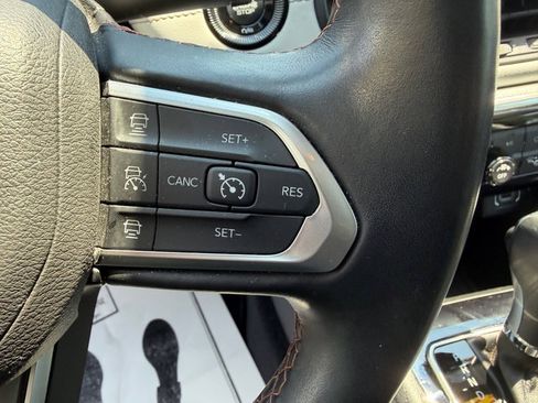 Used 2022 Jeep Compass Limited w/ Elite Group AWD/4WD image 27