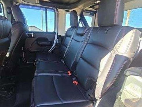 Used 2021 Jeep Wrangler Unlimited Rubicon image 16