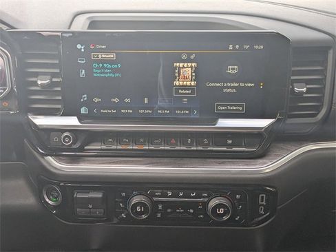 Used 2023 Chevrolet Silverado 1500 LTZ image 18