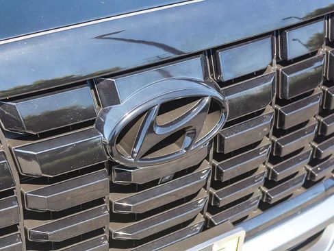 Used 2024 Hyundai Palisade Limited FWD image 14