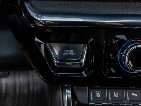 Used 2025 GMC Sierra 2500 Denali w/ Denali Reserve Package image 23