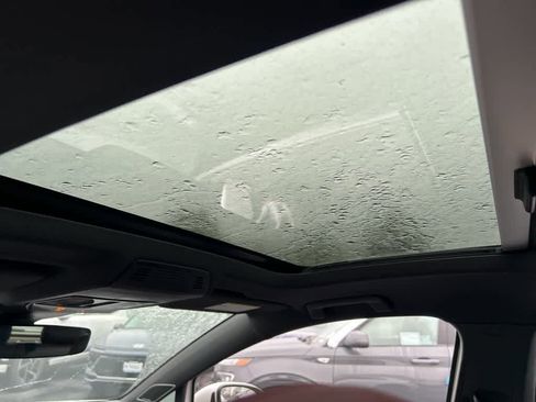 Used 2023 Volkswagen GTI SE image 7