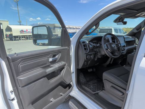New 2026 RAM 1500 Classic Warlock AWD/4WD image 10