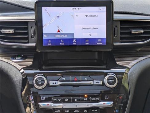 Used 2021 Ford Explorer Limited w/ Hybrid Equipment Group 310A AWD/4WD image 18