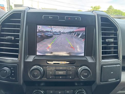 Used 2019 Ford F150 XLT AWD/4WD image 4