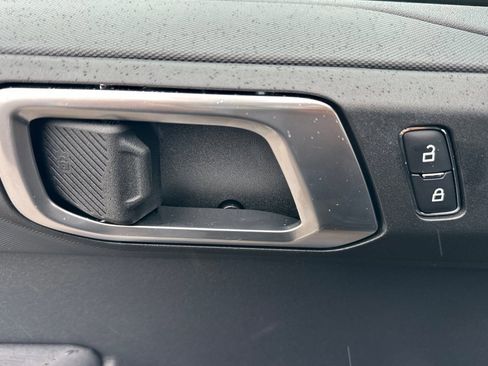 New 2026 Ford Bronco Big Bend w/ Black Diamond Package AWD/4WD image 8