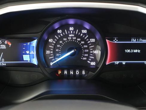 Used 2018 Ford Edge Titanium w/ Technology Package FWD image 30