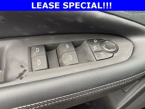 New 2024 Chevrolet Blazer EV LT image 30