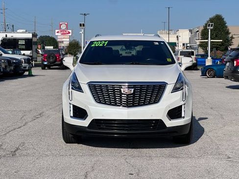 Used 2021 Cadillac XT5 Luxury w/ LPO, Floor Liner Package FWD image 2
