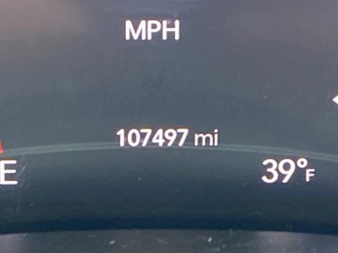 Used 2017 Chrysler Pacifica Touring-L Plus w/ Advanced Safetytec Group FWD image 10