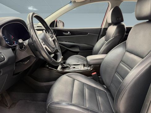 Used 2019 Kia Sorento EX AWD/4WD image 4