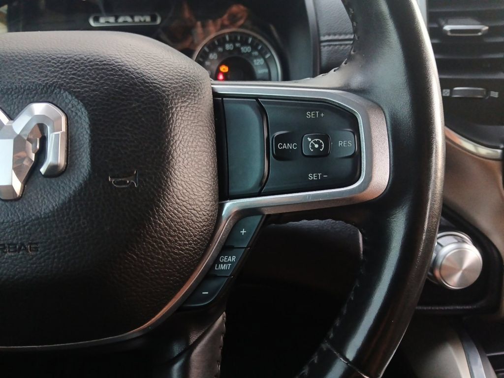 Used 2022 RAM 1500 Laramie AWD/4WD image 23