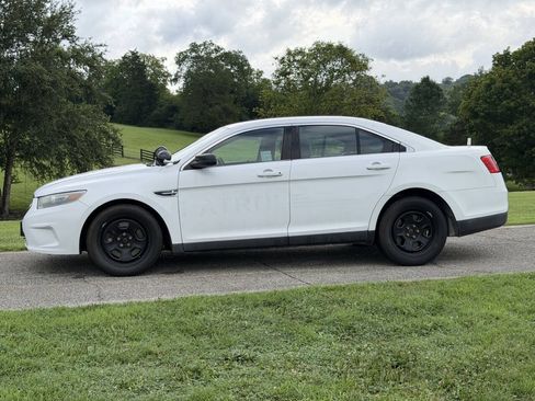 Used 2014 Ford Taurus Police Interceptor AWD image 1