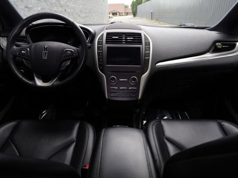 Used 2019 Lincoln MKC Premiere FWD image 22