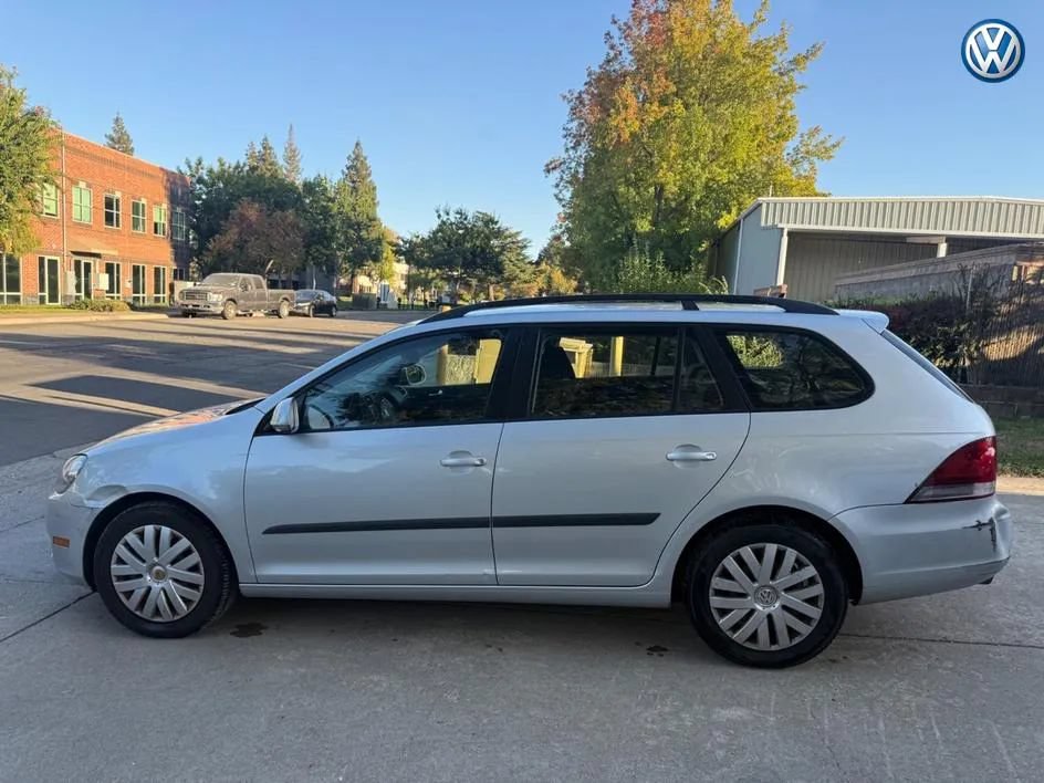 Used 2010 Volkswagen Jetta S FWD image 8