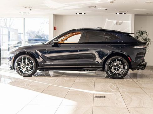 New 2026 Aston Martin DBX 707 image 6