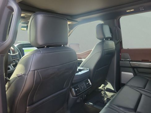 Used 2021 Ford F150 Lariat w/ Equipment Group 502A High AWD/4WD image 10