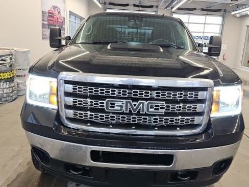 Used 2014 GMC Sierra 2500 SLE w/ SLE Preferred Package image 2