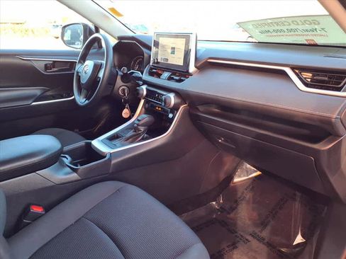 Certified 2025 Toyota RAV4 LE image 22