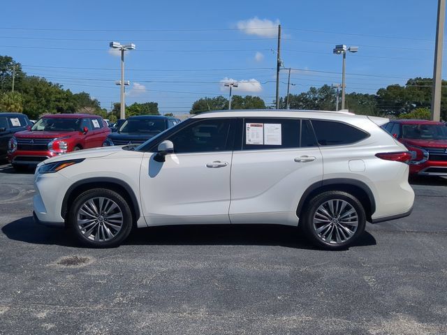 Used 2020 Toyota Highlander Platinum FWD image 9