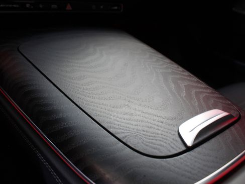 Used 2025 Mercedes-Benz E 53 AMG e 4MATIC Sedan image 93