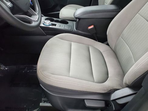 Used 2022 Ford Escape S image 13