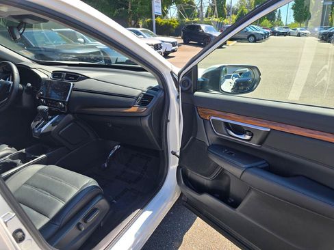 Used 2017 Honda CR-V EX-L image 10