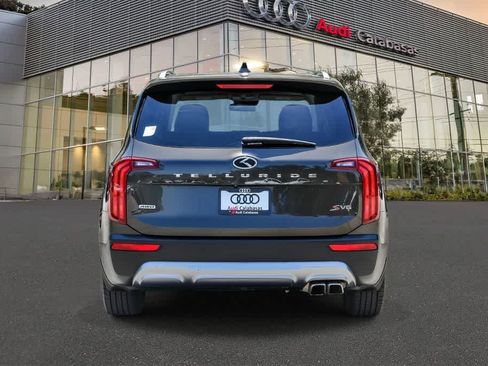 Used 2020 Kia Telluride S AWD/4WD image 3