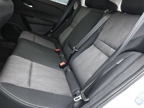 Used 2026 Nissan Rogue SV FWD image 17