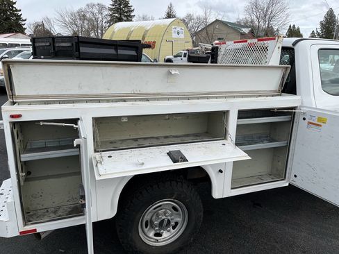 Used 2019 Ford F250 XL w/ Power Equipment Group image 25