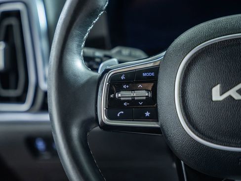 Used 2024 Kia Sorento SX Prestige image 31