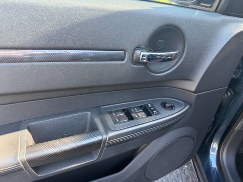 Used 2008 Dodge Charger SRT8 w/ SRT Option Group III image 5