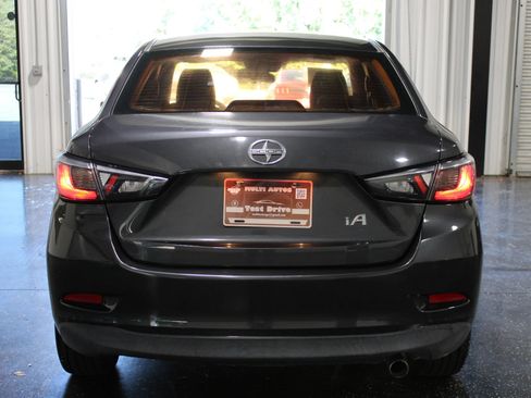 Used 2016 Scion iA FWD image 4