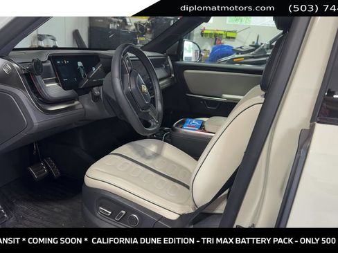 Used 2025 Rivian R1S Adventure AWD/4WD image 5