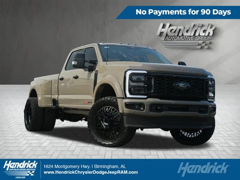 Used 2026 Ford F450 Platinum w/ Platinum Plus Package AWD/4WD image 1