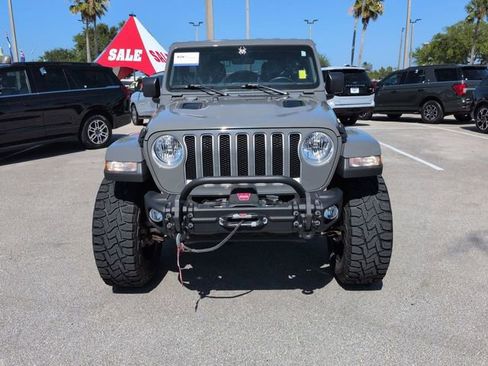 Used 2022 Jeep Wrangler Unlimited Sahara w/ Cold Weather Group AWD/4WD image 9