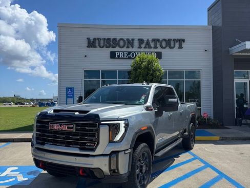 Used 2024 GMC Sierra 2500 AT4 w/ AT4 Preferred Package AWD/4WD image 1