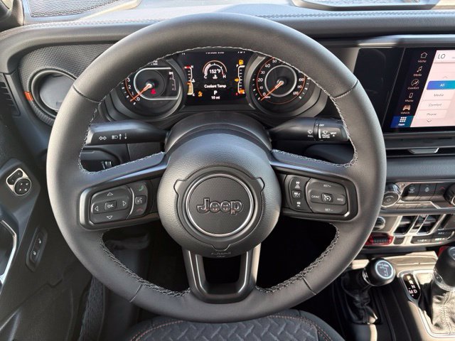 New 2026 Jeep Gladiator Mojave w/ Safety Group AWD/4WD image 23