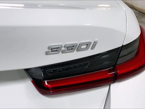 Certified 2023 BMW 330i xDrive Sedan w/ Driving Assistance Package AWD/4WD image 29