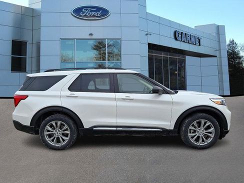 Certified 2023 Ford Explorer XLT w/ Equipment Group 202A image 7