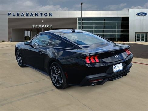 New 2025 Ford Mustang Coupe image 3