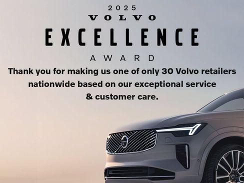 Used 2025 Volvo XC60 B5 Plus w/ Protection Package Premier AWD/4WD image 6