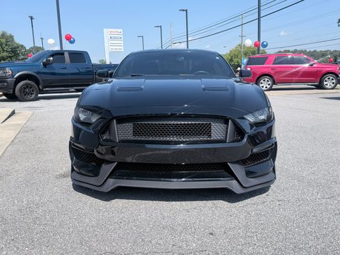 Used 2018 Ford Mustang GT Premium RWD image 3