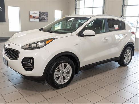 Used 2017 Kia Sportage LX w/ LX Popular Package AWD/4WD image 5