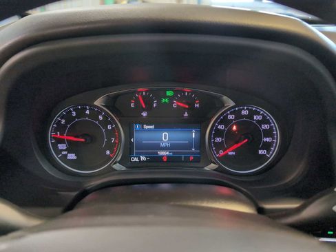 Used 2023 GMC Acadia SLE w/ Driver Convenience Package image 11